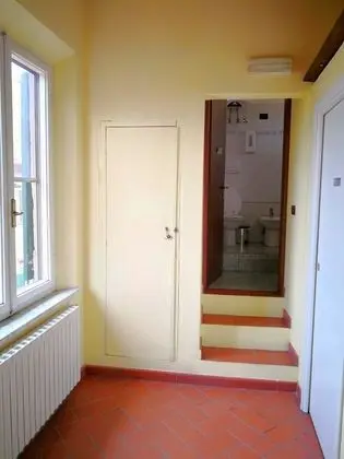 Üç Kişilik Oda