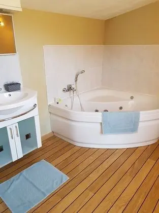 Superior Tek Büyük Yataklı Oda, 1 Yatak Odası, Sıcak Su Havuzu, Vadi Manzaralı