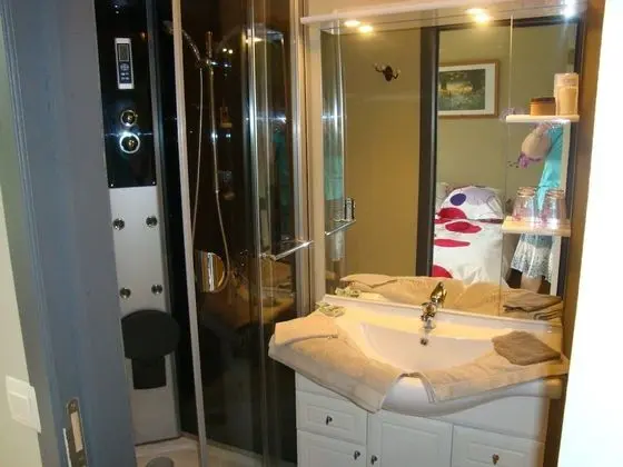 Traditional Tek Büyük Yataklı Oda, 1 Büyük (Queen) Boy Yatak, Banyolu/Duşlu, Vadi Manzaralı