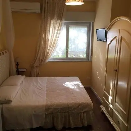 Tek Büyük Yataklı Oda, Balkon