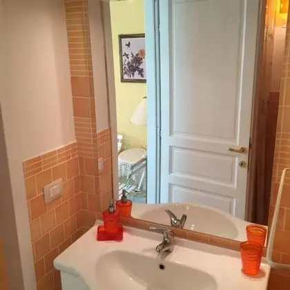 Tek Büyük Yataklı Oda, Balkon