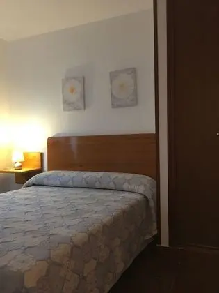 Tek Büyük Yataklı Oda, 1 Büyük (Queen) Boy Yatak