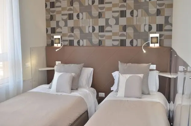 Tek Büyük veya İki Ayrı Yataklı Oda