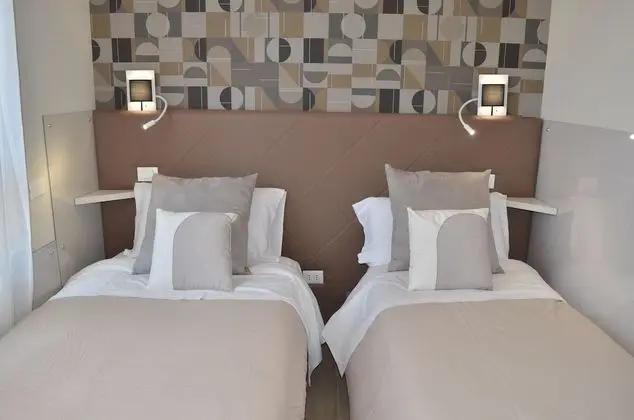 Tek Büyük veya İki Ayrı Yataklı Oda