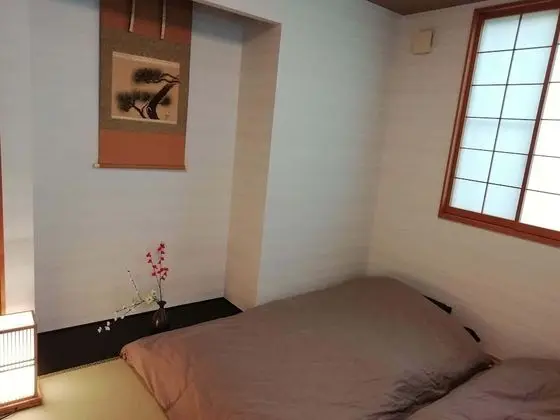 İki Ayrı Yataklı Oda, Sigara İçilmez, Ortak Banyo