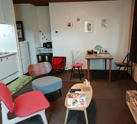 İki Ayrı Yataklı Oda, Sigara İçilmez, Ortak Banyo