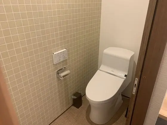 Tek Kişilik Oda, Sigara İçilmez