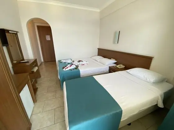 Deniz Manzaralı Standard Oda