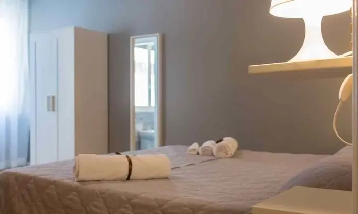 Tek Büyük veya İki Ayrı Yataklı Oda
