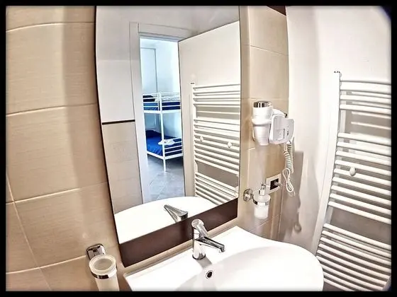 Family Dört Kişilik Oda, Banyolu/Duşlu