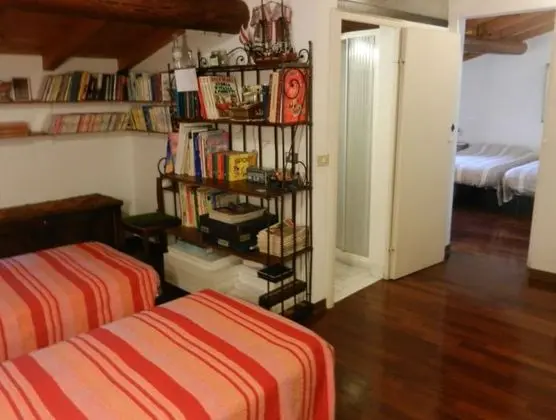 Dört Kişilik Oda (Casa Sandra)