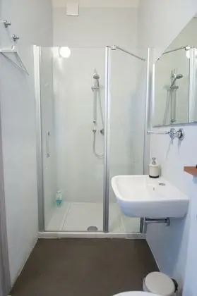 Tek Kişilik Oda