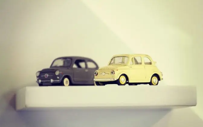 Tek Büyük veya İki Ayrı Yataklı Oda, Avlu Manzaralı (Auto)