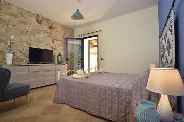 Comfort Tek Büyük veya İki Ayrı Yataklı Oda, Özel Banyo, Avlu Manzaralı