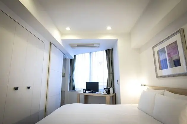 Süit, 1 Yatak Odası, Sigara İçilebilir (One King Bed,Extra bed For 3rd people)