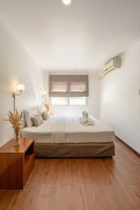Deluxe Double Room (B2-3-6)