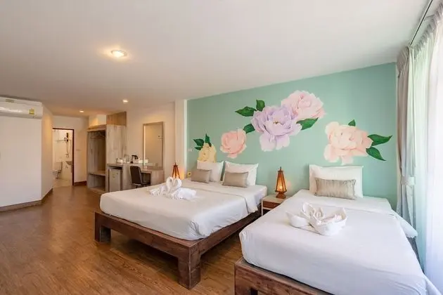 Deluxe Triple Room (B17)