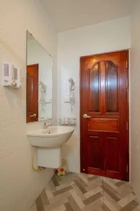 Deluxe Triple Room (B17)