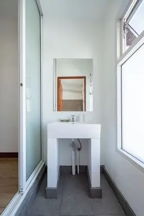 Superior Twin Room (B4-5-7-8-18)