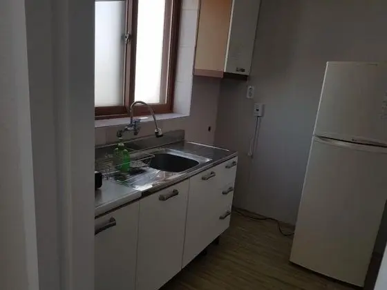 Hotel 1.5 Room