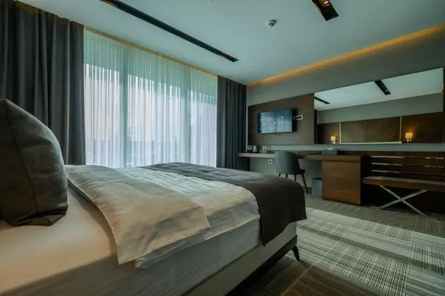 Standart Geniş Oda, Şehir Manzaralı