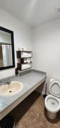 Standard Tek Büyük Yataklı Oda