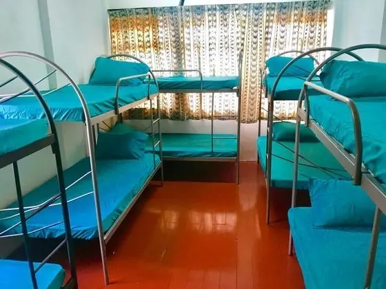 Ortak Ranzalı Oda, Karma Ranzalı Oda (1 Bed in 4-Bedded)