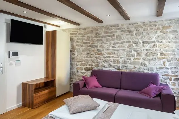 Apart Daire, 1 Büyük (Queen) Boy Yatak