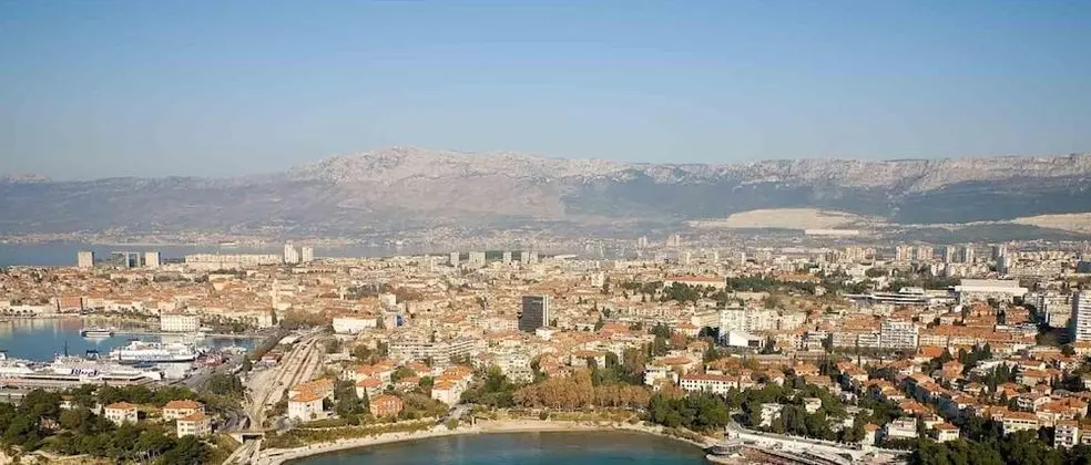 Apart Daire, 1 Büyük (Queen) Boy Yatak