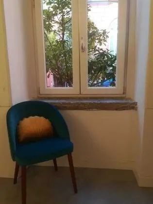 Superior Stüdyo Süit, Avlu Manzaralı