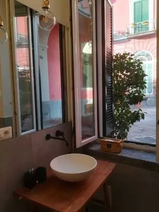Superior Stüdyo Süit, Avlu Manzaralı