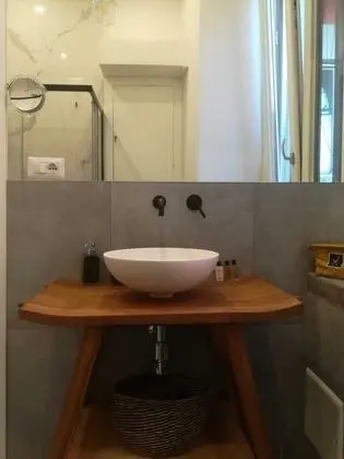 Superior Stüdyo Süit, Avlu Manzaralı