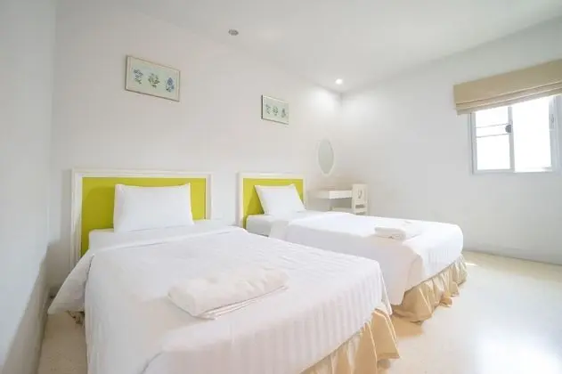 Standard Twin Bed