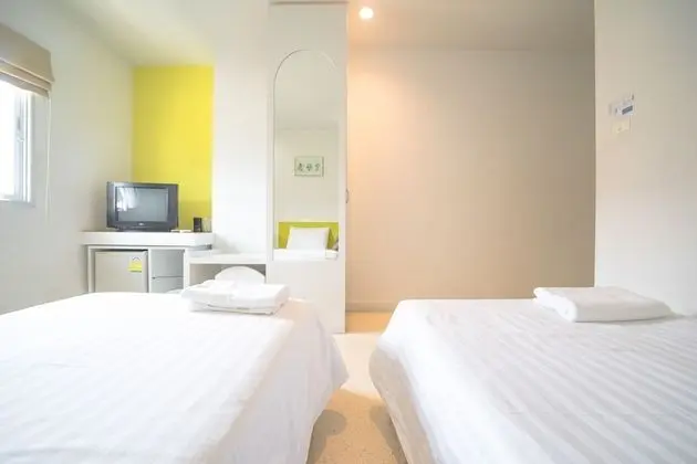 Standard Twin Bed