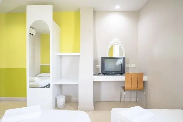 Standard Twin Bed