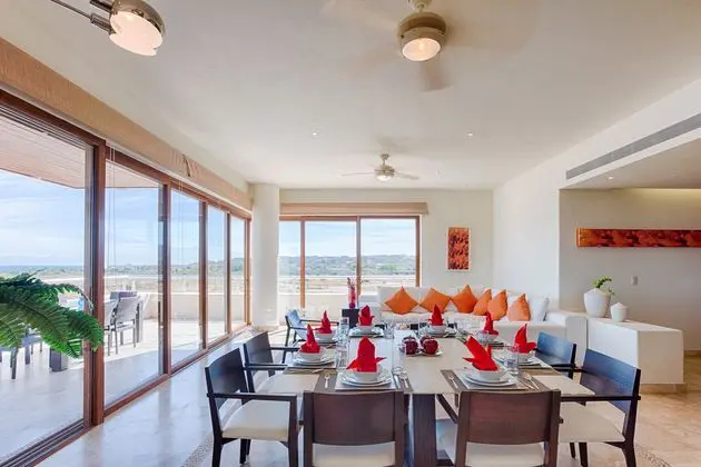 Suit Three Bedrooms