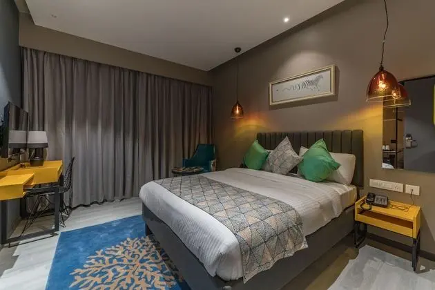 Premium Oda, 1 Büyük (Queen) Boy Yatak, Sigara İçilmez