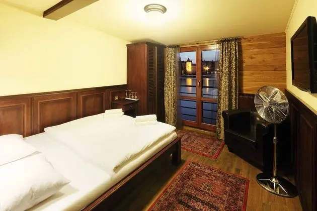 Superior Tek Büyük Yataklı Oda, Nehir Manzaralı