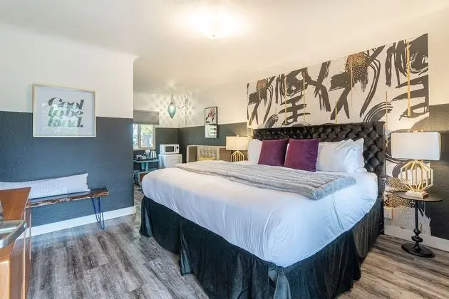 Classic Oda, 1 En Büyük (King) Boy Yatak