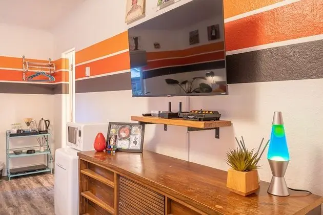 Classic Oda, 2 Büyük (Queen) Boy Yatak