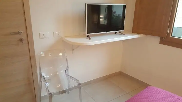 Basic Tek Büyük Yataklı Oda