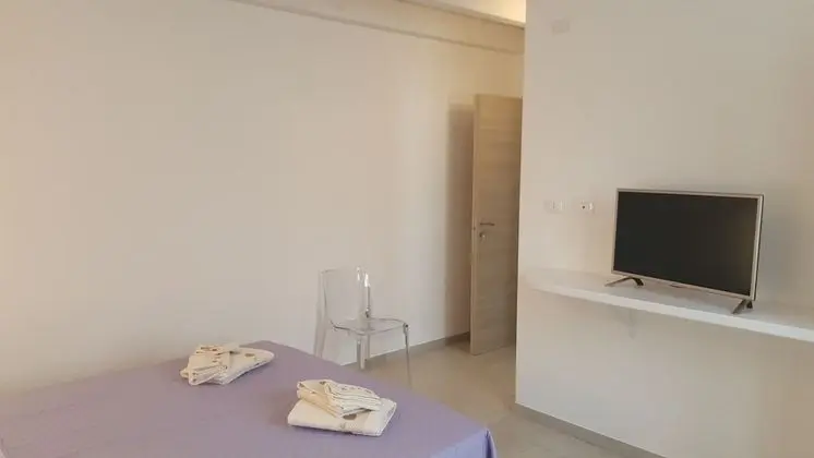 Basic Tek Büyük Yataklı Oda