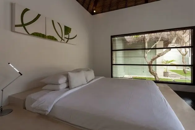 Villa Five Bedrooms