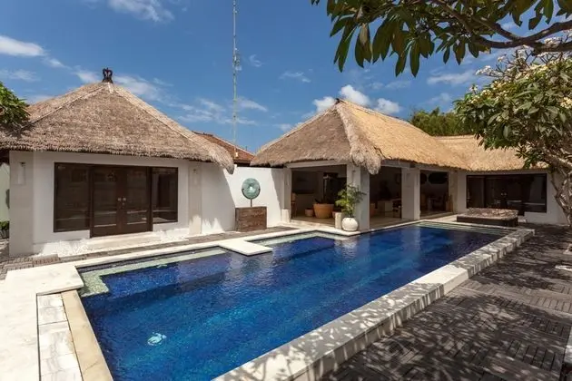 Villa Five Bedrooms
