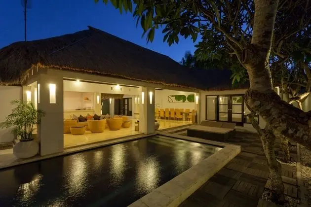 Villa Five Bedrooms