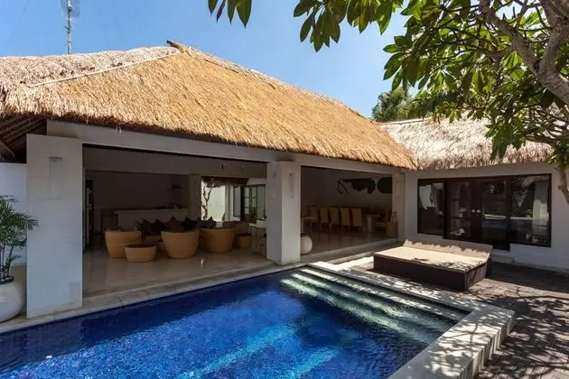 Villa Five Bedrooms
