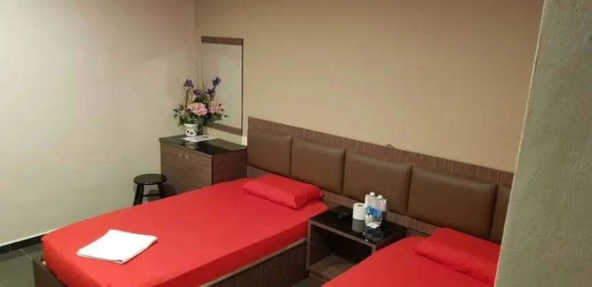 İki Ayrı Yataklı Oda, Penceresiz