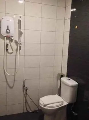 İki Ayrı Yataklı Oda, Penceresiz