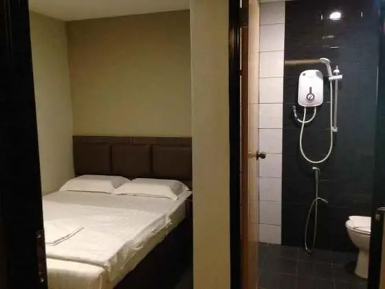 Tek Büyük Yataklı Oda, Penceresiz