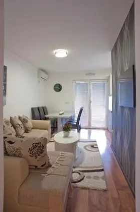 Apart Daire, 2 Yatak Odası, Teras, Deniz Manzaralı